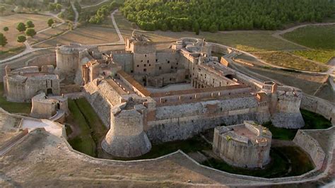 castell salses|Bienvenue à la forteresse de Salses